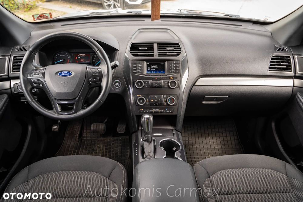 Ford Explorer - 14