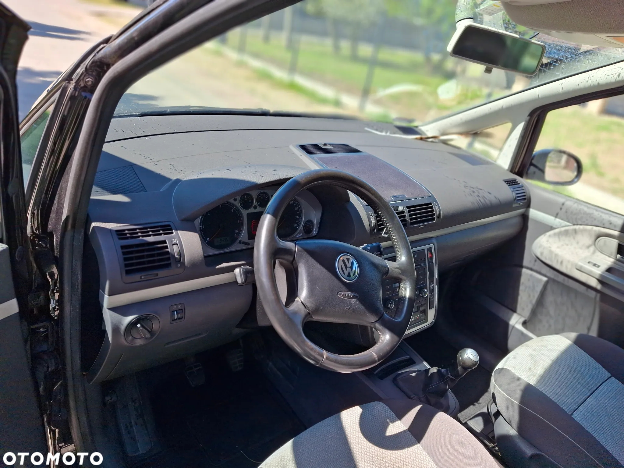 Volkswagen Sharan 2.0 TDI Trendline - 10