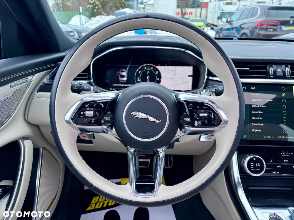 Jaguar XF - 13
