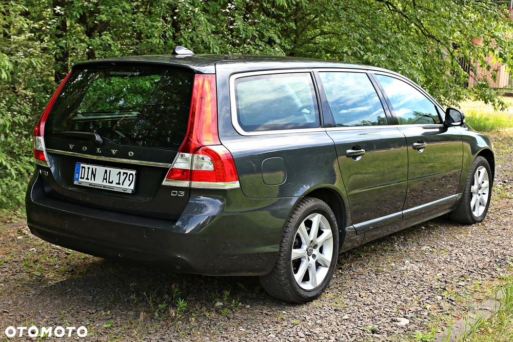 Volvo V70 D3 Geartronic Kinetic - 21