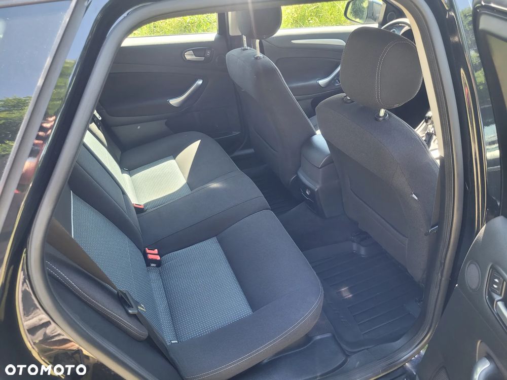 Ford Mondeo - 15