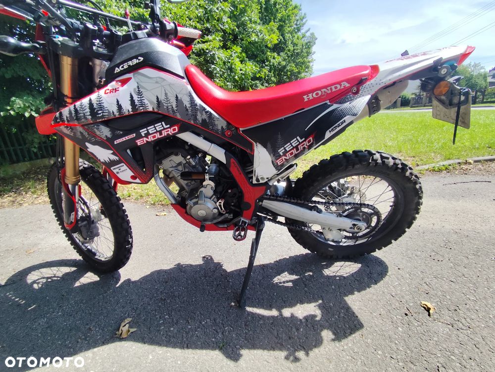 Honda CRF - 7