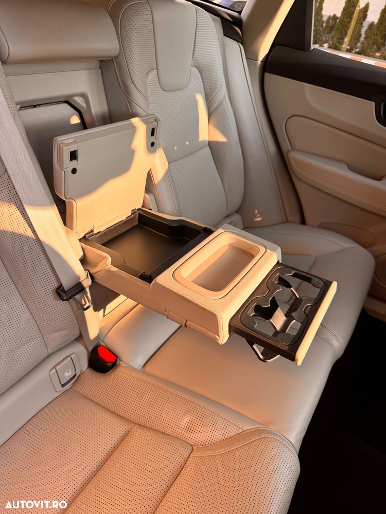 Volvo XC 60 D4 Inscription - 8