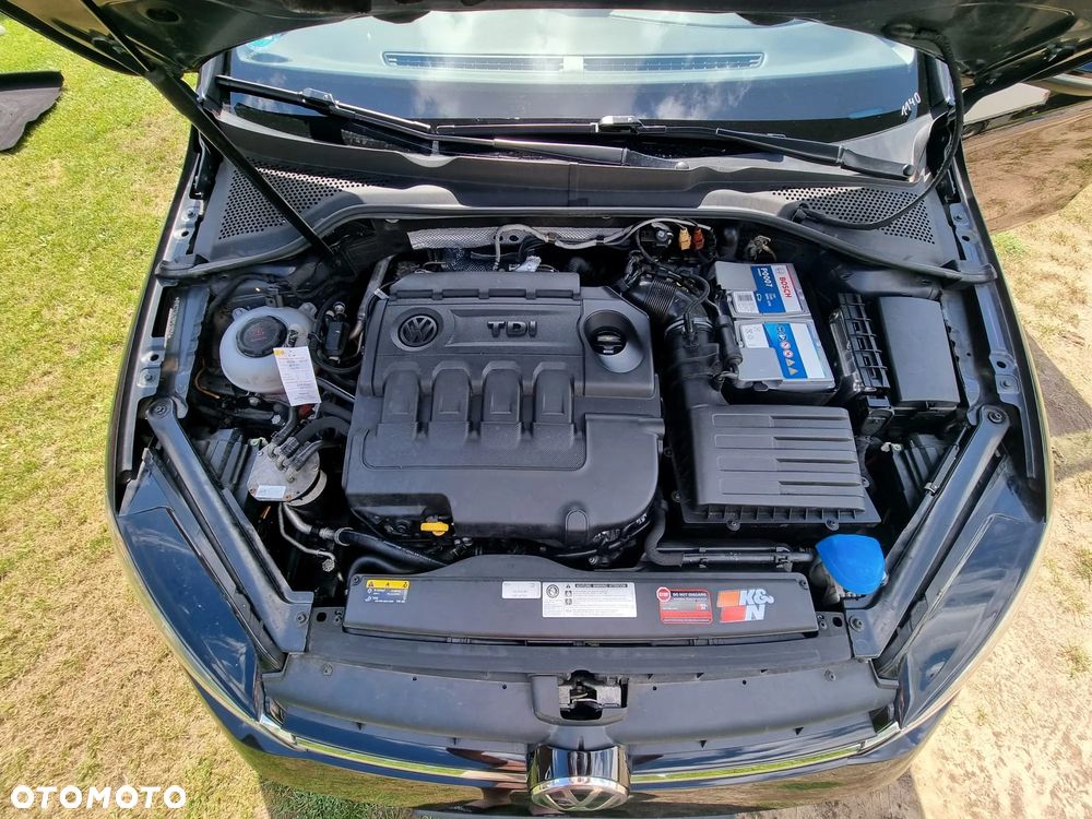 Volkswagen Golf - 37