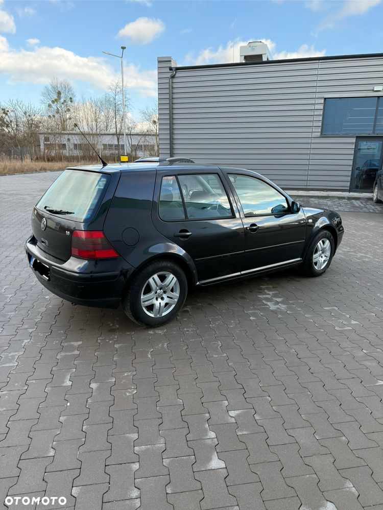 Volkswagen Golf 1.6 Highline - 6