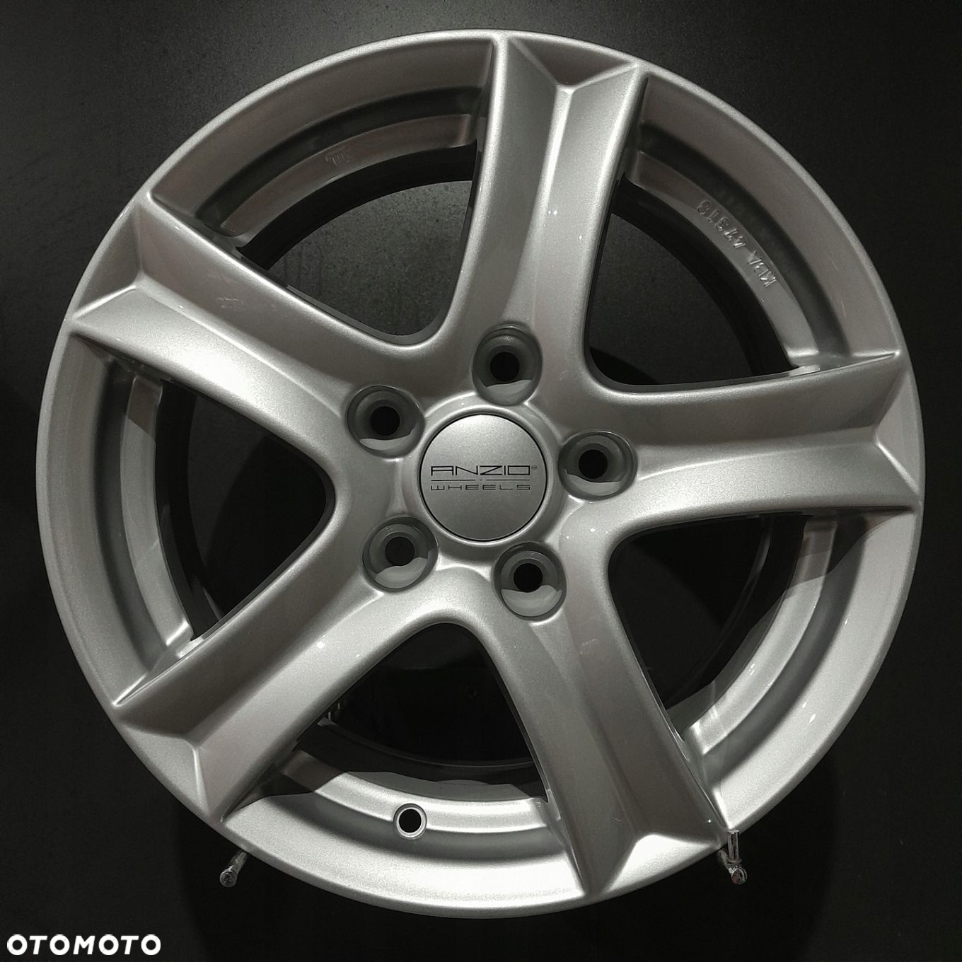 Felgi 15 5x114.3 Mazda 3 6 F507033-50 - 2