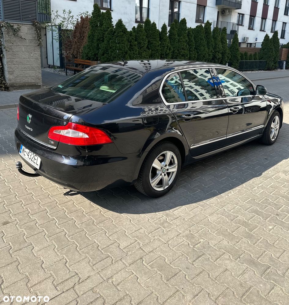 Skoda Superb 1.8 TSI Elegance DSG - 18