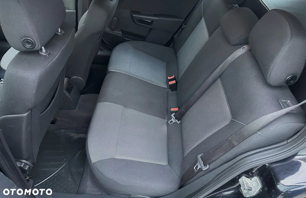 Opel Astra 1.6 Edition 111 Jahre - 13