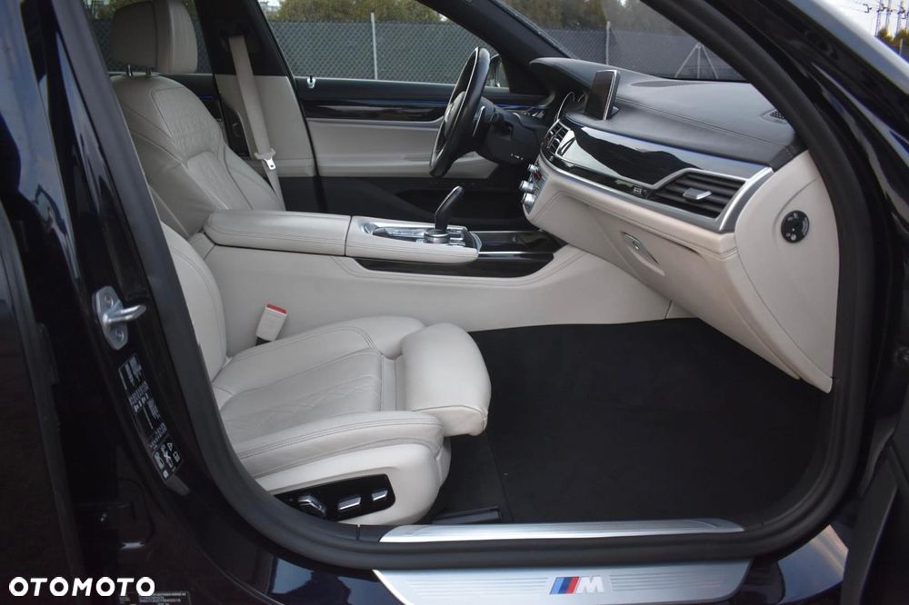 BMW Seria 7 740d xDrive - 10