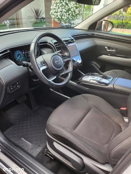 Hyundai Tucson 1.6 T-GDi HEV Executive 4WD - 16