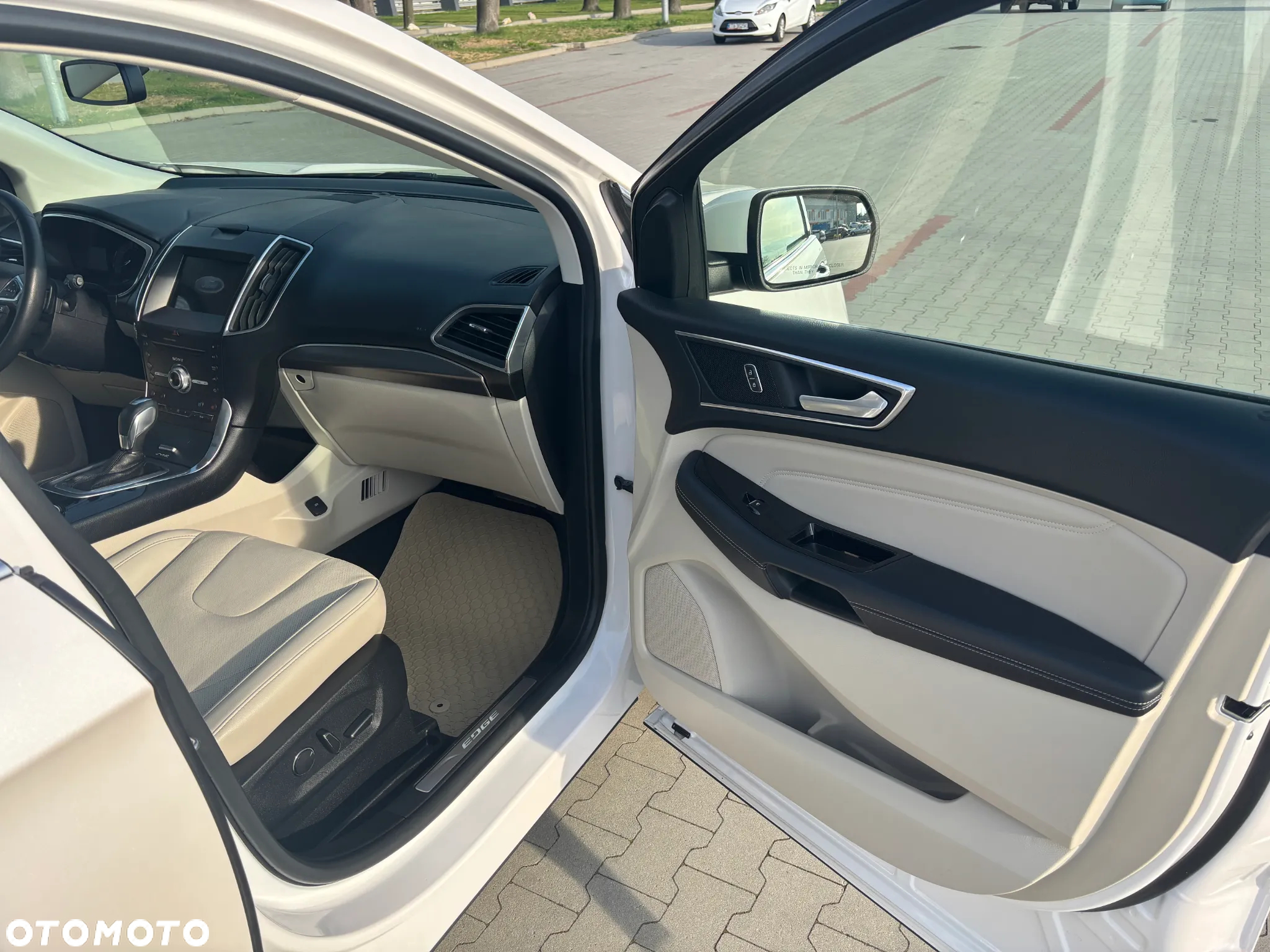 Ford Edge - 17