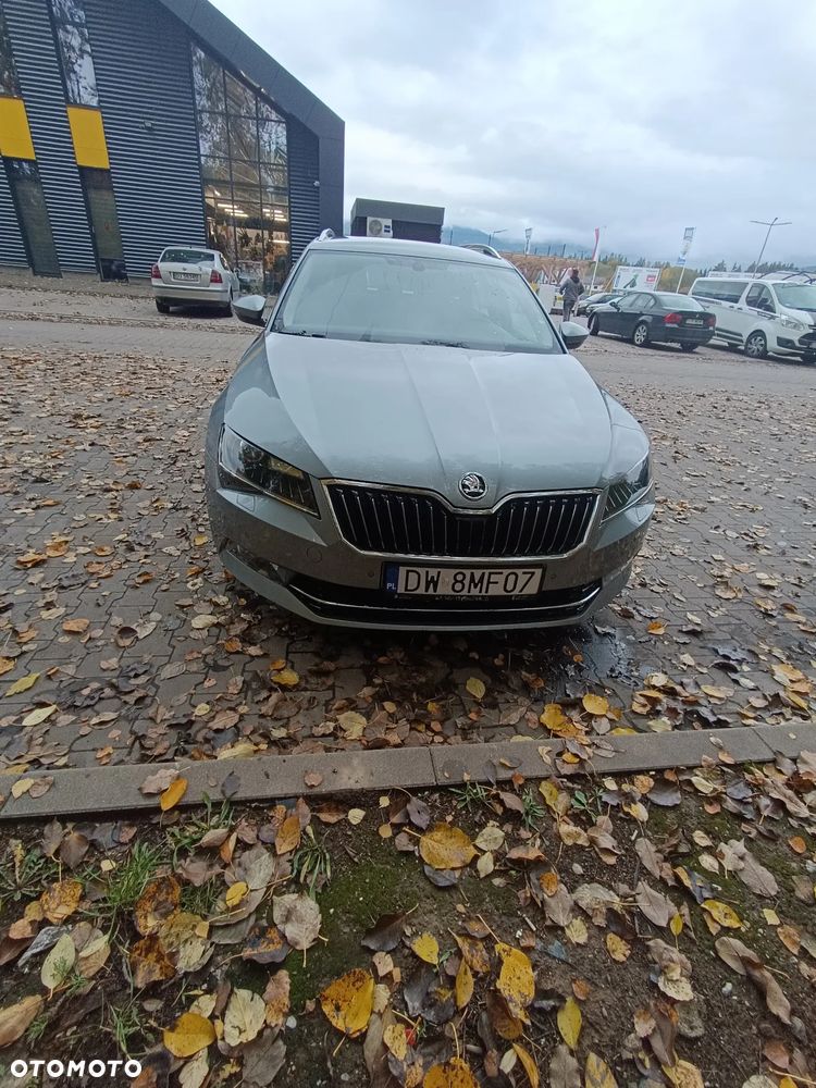 Skoda Superb 2.0 TDI Ambition DSG - 4