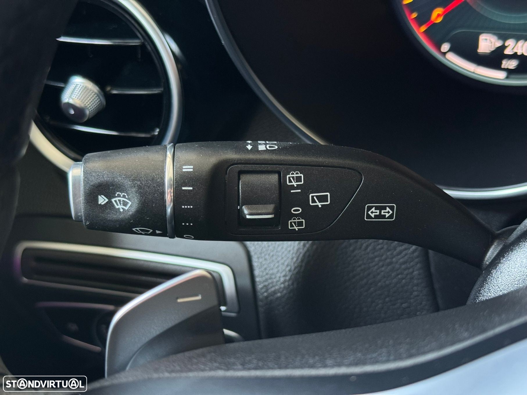 Mercedes-Benz C 300 de AMG Line - 34