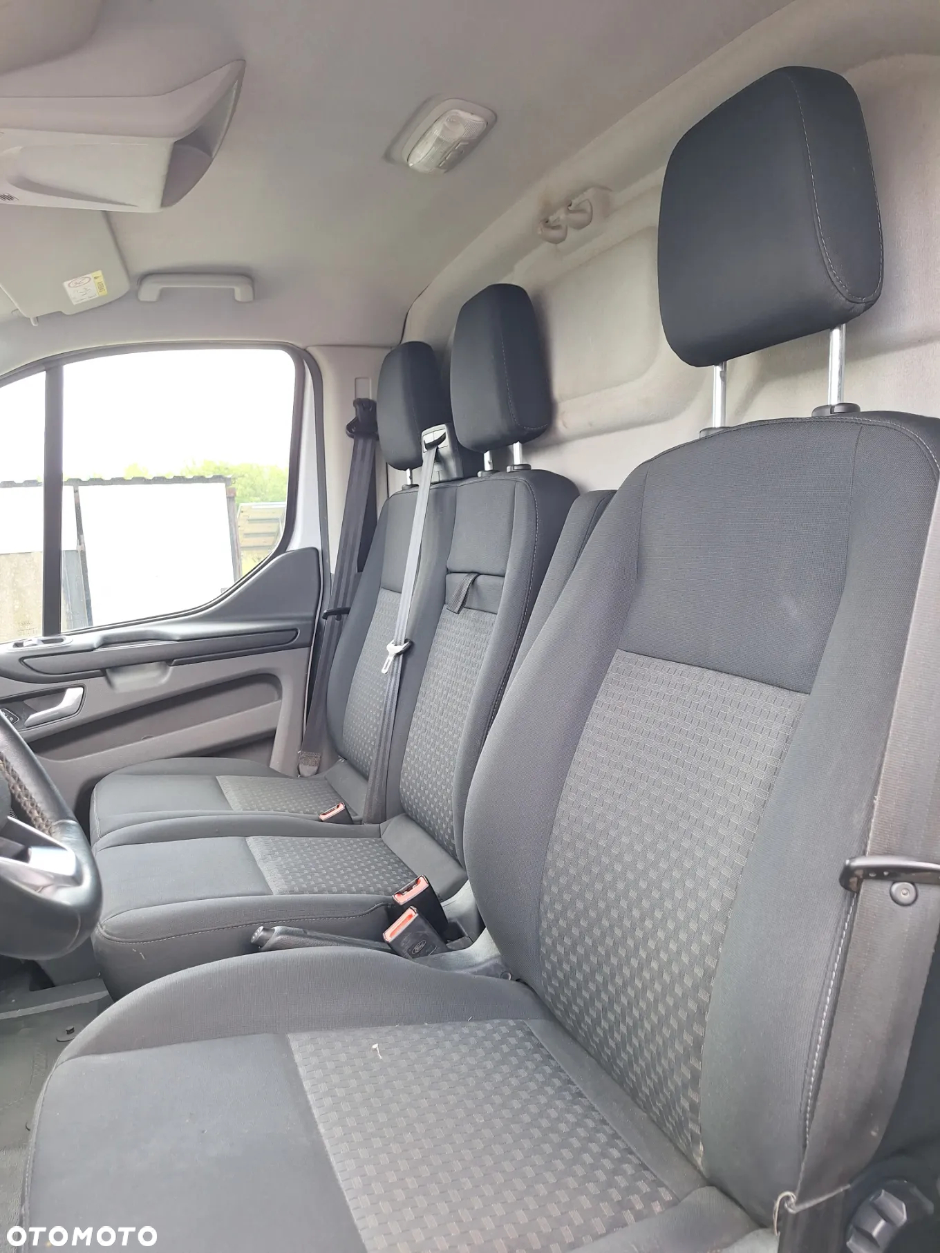 Ford TRANSIT CUSTOM L2H2 2.0 ECOBLUE 130 TREND BUSINESS - 6