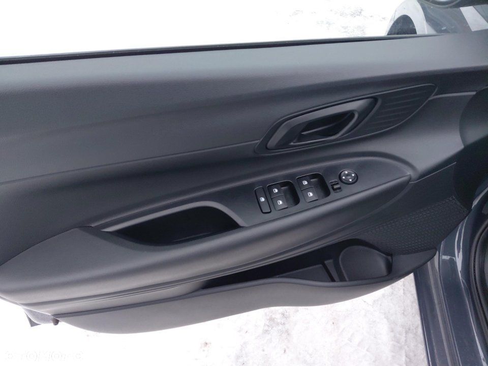 Hyundai i20 - 12