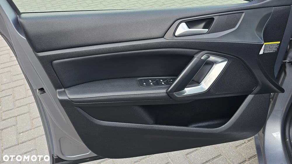 Peugeot 308 1.5 BlueHDi Allure Pack S&S EAT8 - 17