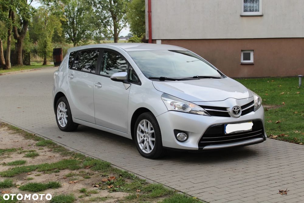 Toyota Verso 1.8 5-Sitzer Life - 6