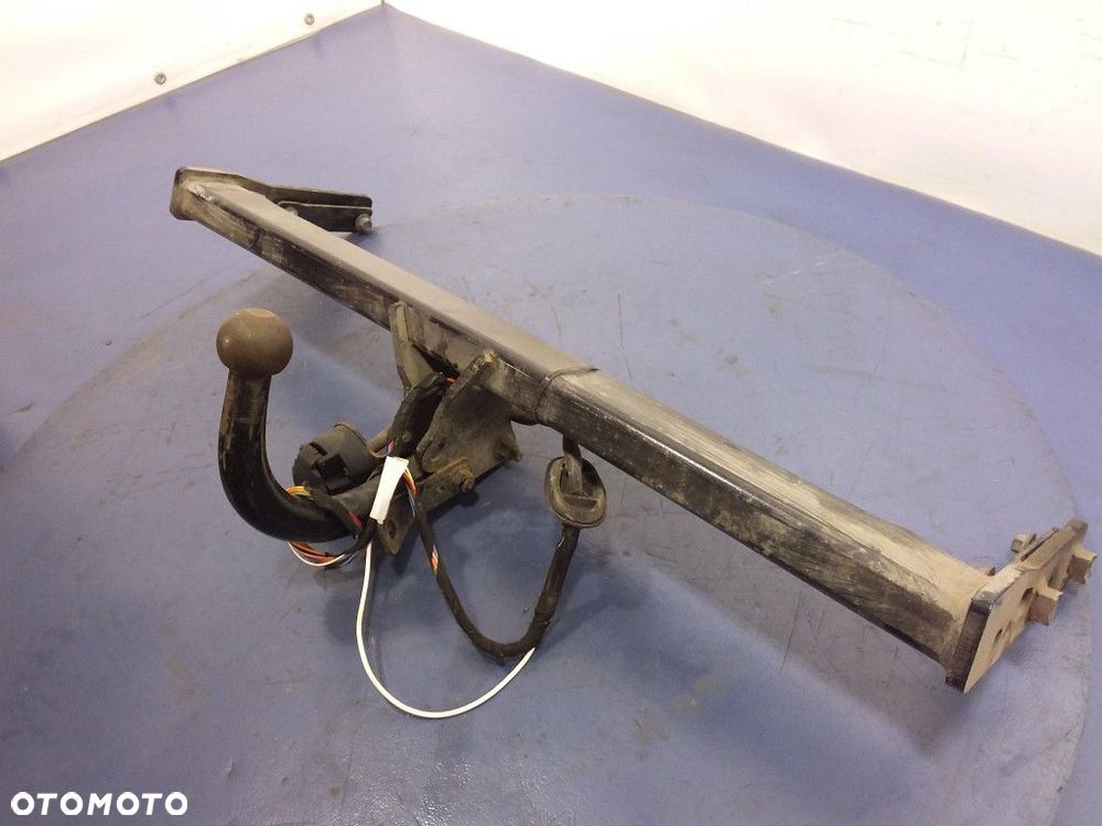 VOLVO V40 II HAK HOLOWNICZY 13 PIN OEM 30756551 - 2