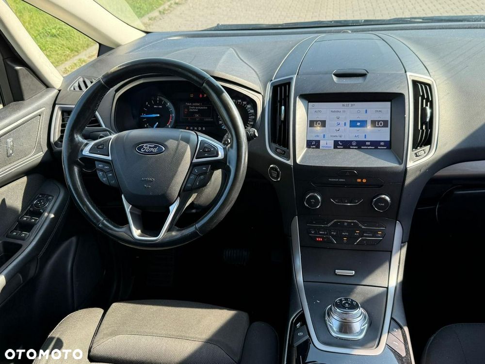 Ford S-Max - 26