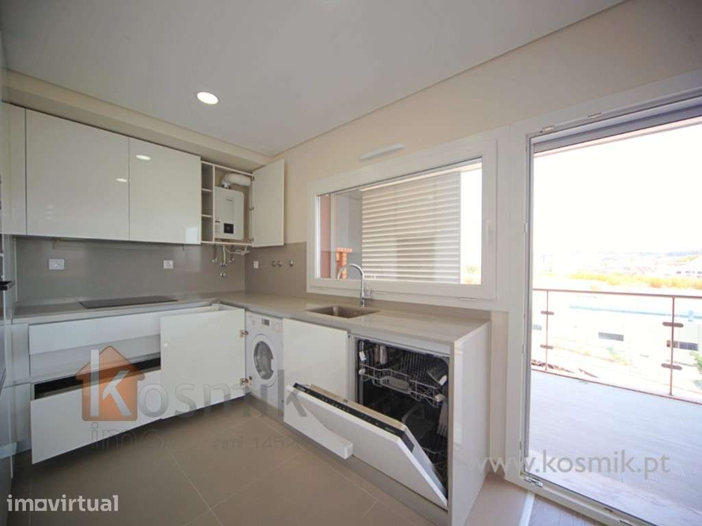 T3 SOLVILLAS :: ODIVELAS :: LISBOA :: NOVO : Equipado : Churrasquei... - Grande imagem: 3/46