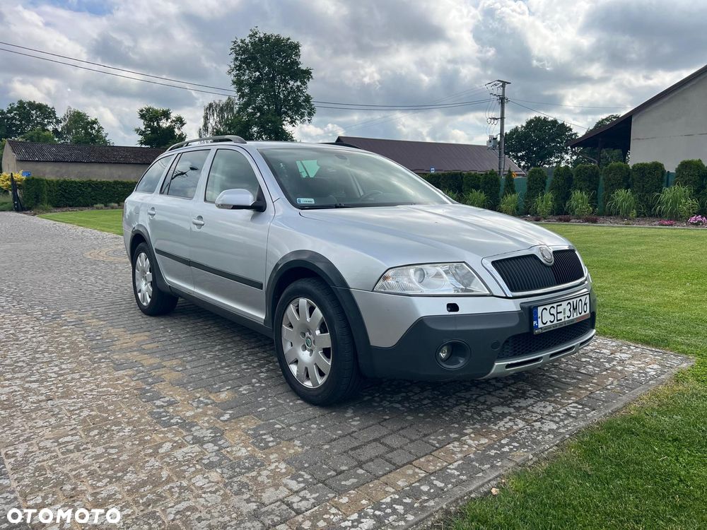Skoda Octavia 2.0 TDI DPF Scout 4x4 - 6