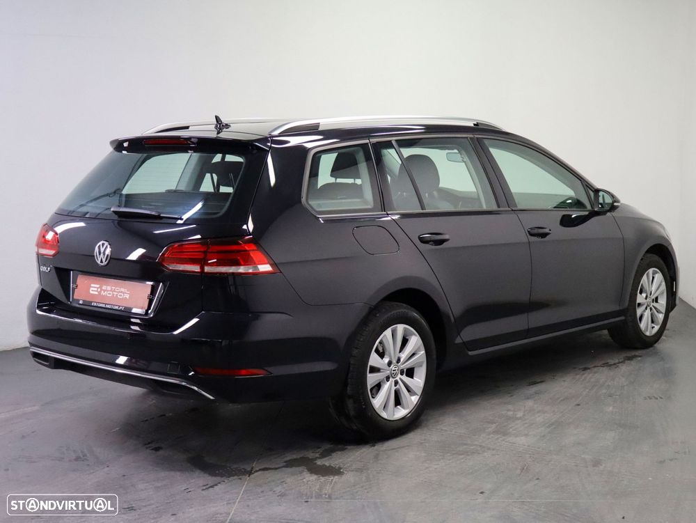VW Golf Variant 1.6 TDi Confortline - 3