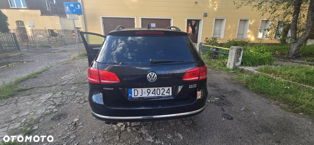 Volkswagen Passat 2.0 TDI Comfortline - 6