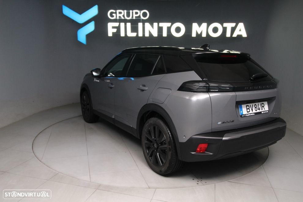 Peugeot e-2008 54 kWh GT - 4