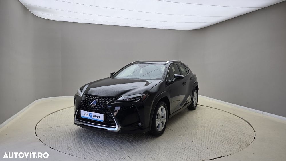 Lexus UX - 2