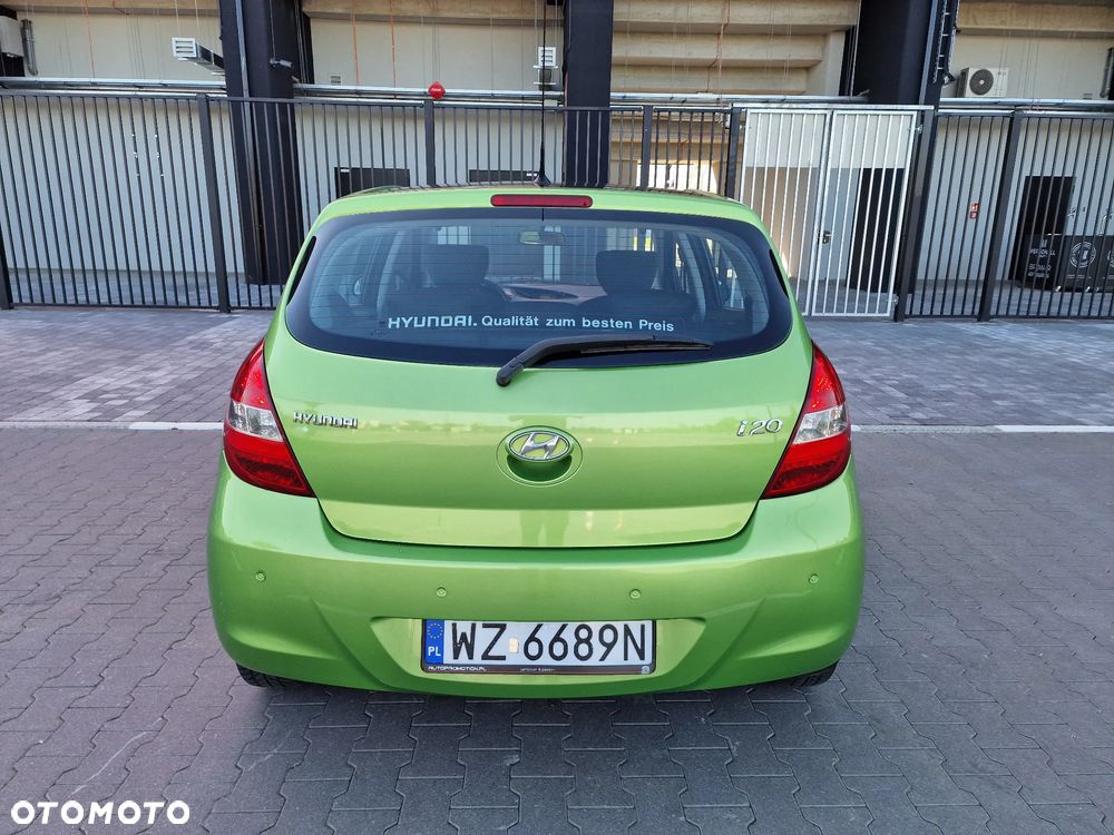 Hyundai i20 - 25