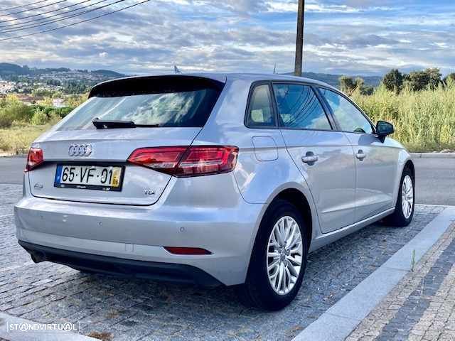Audi A3 Sportback - 2