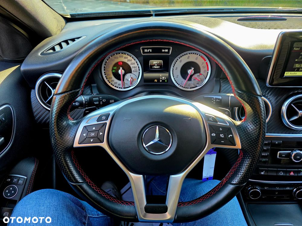 Mercedes-Benz Klasa A 180 (BlueEFFICIENCY) 7G-DCT AMG Sport - 28
