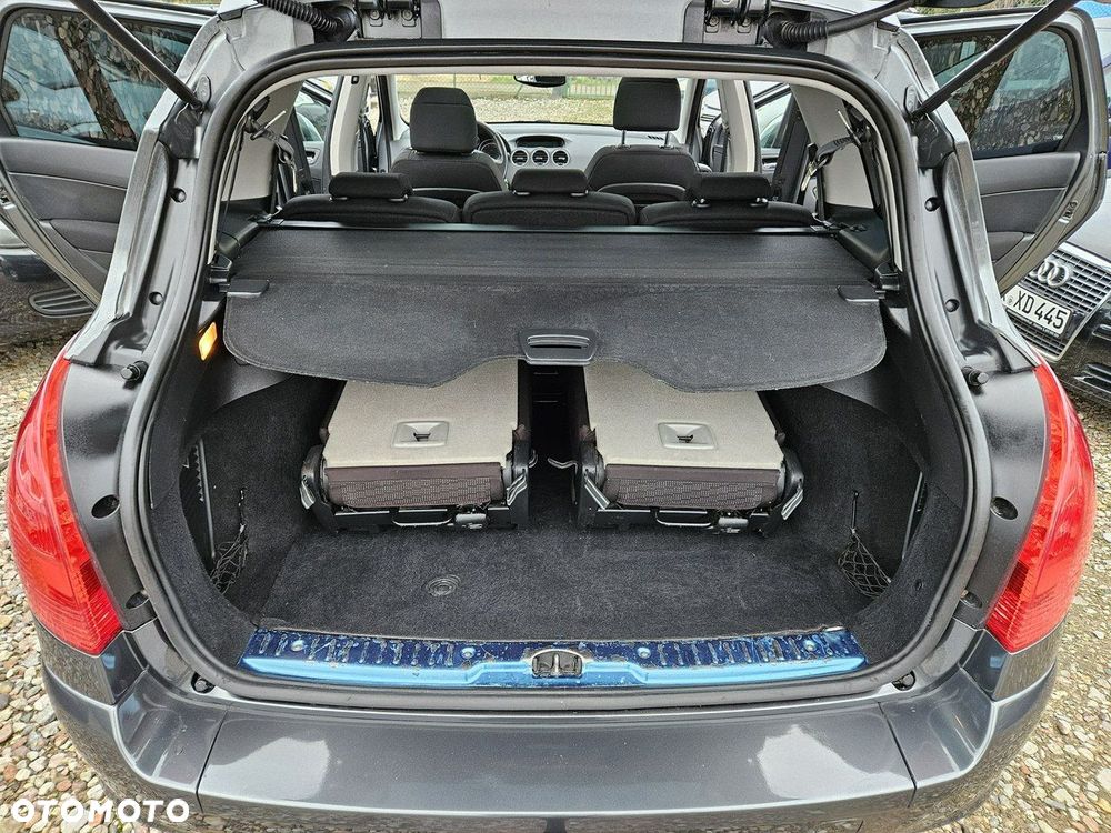 Peugeot 308 - 24