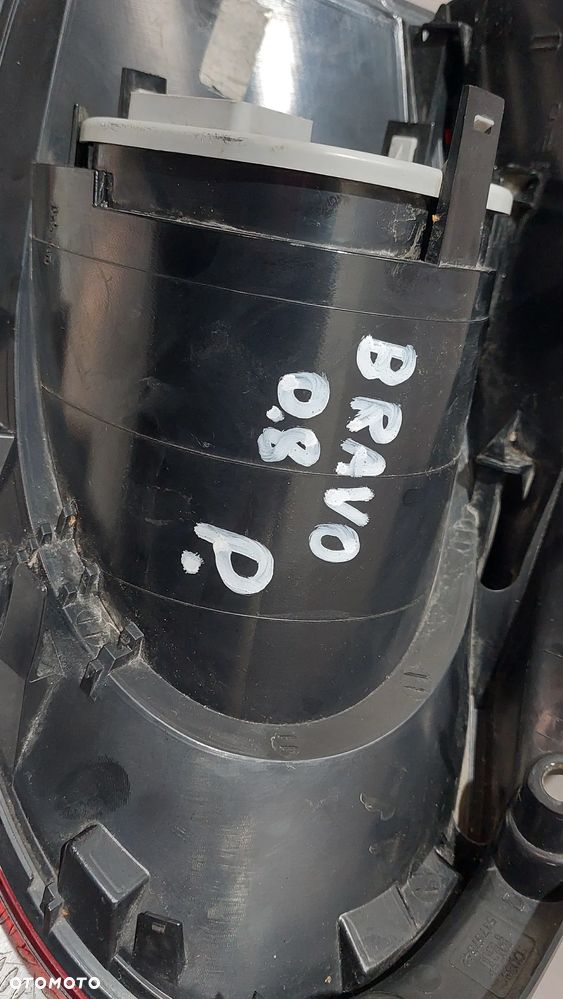 LAMPA PRAWY TYŁ USZKODZONA FIAT BRAVO II 2 R2008 - 4