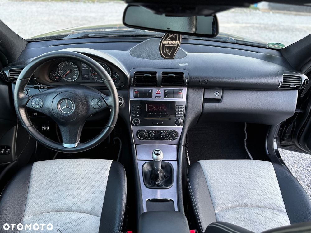 Mercedes-Benz CLC - 11