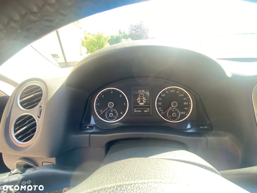 Volkswagen Tiguan - 17