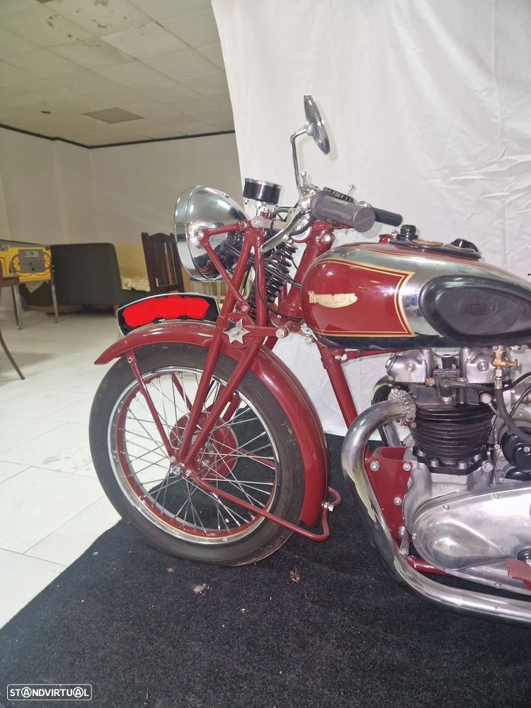 Triumph Speed Twin - 3