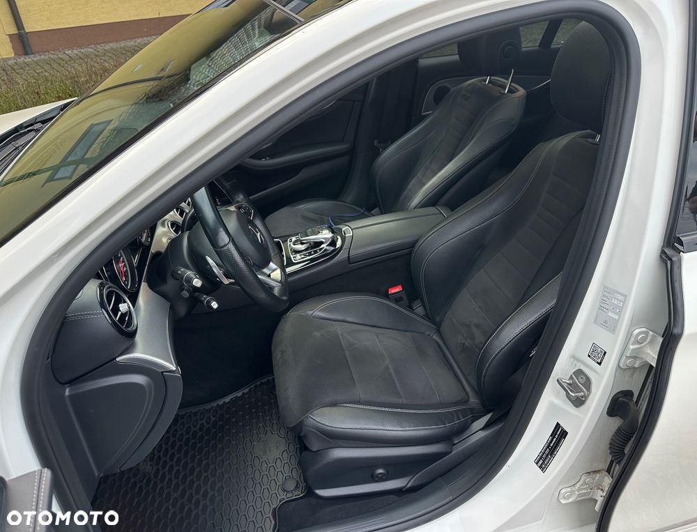 Mercedes-Benz Klasa E 220 d 9G-TRONIC - 19