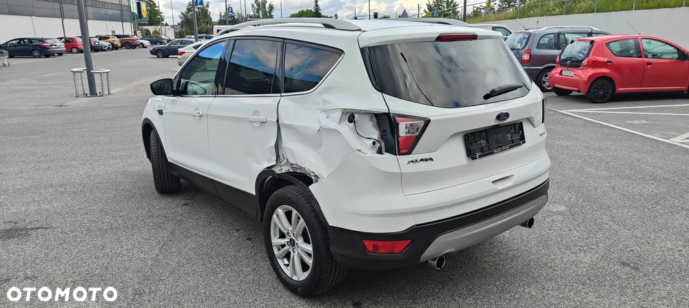 Ford Kuga 1.5 EcoBoost 2x4 Trend - 13