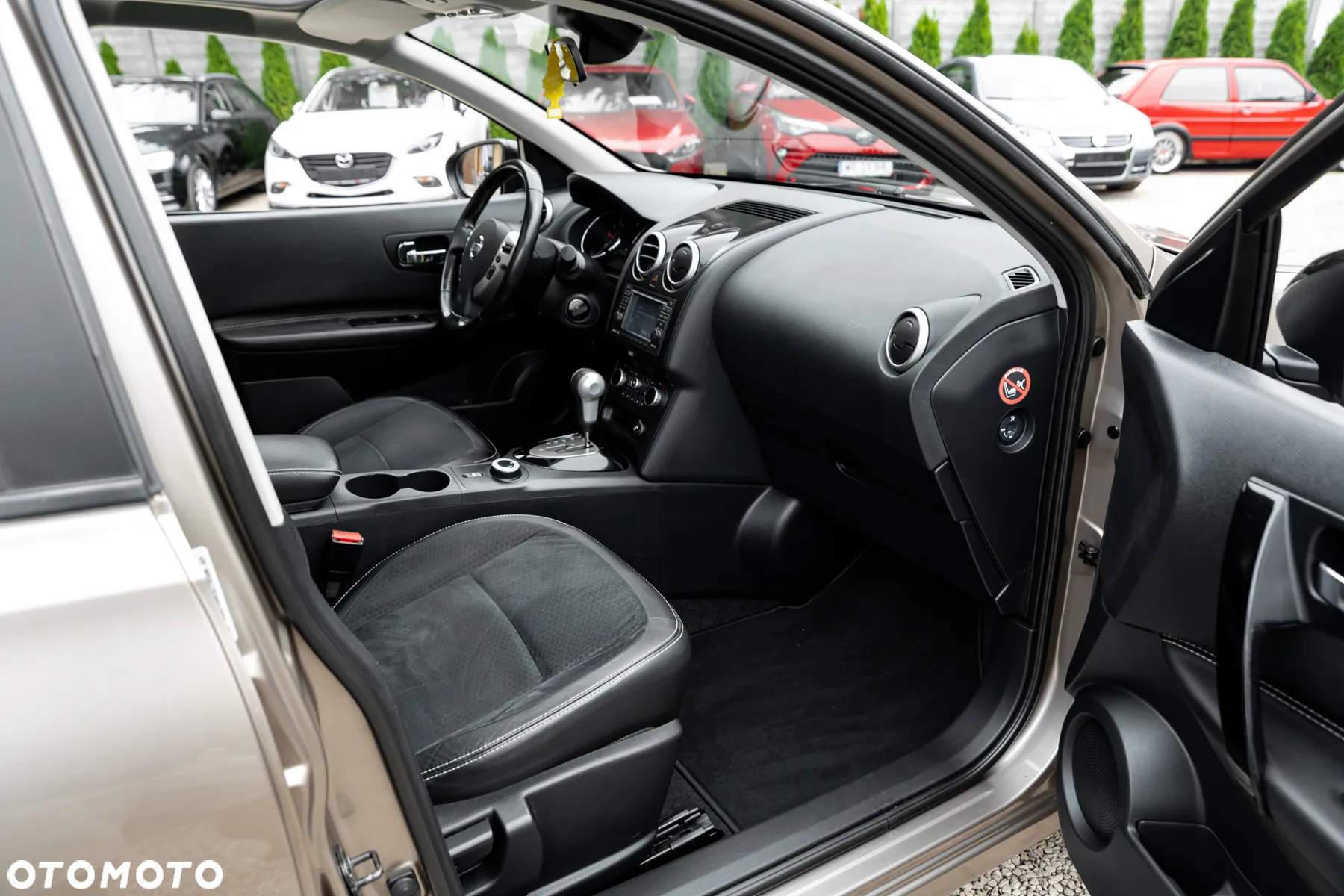 Nissan Qashqai 2.0 4x4 CVT tekna - 23