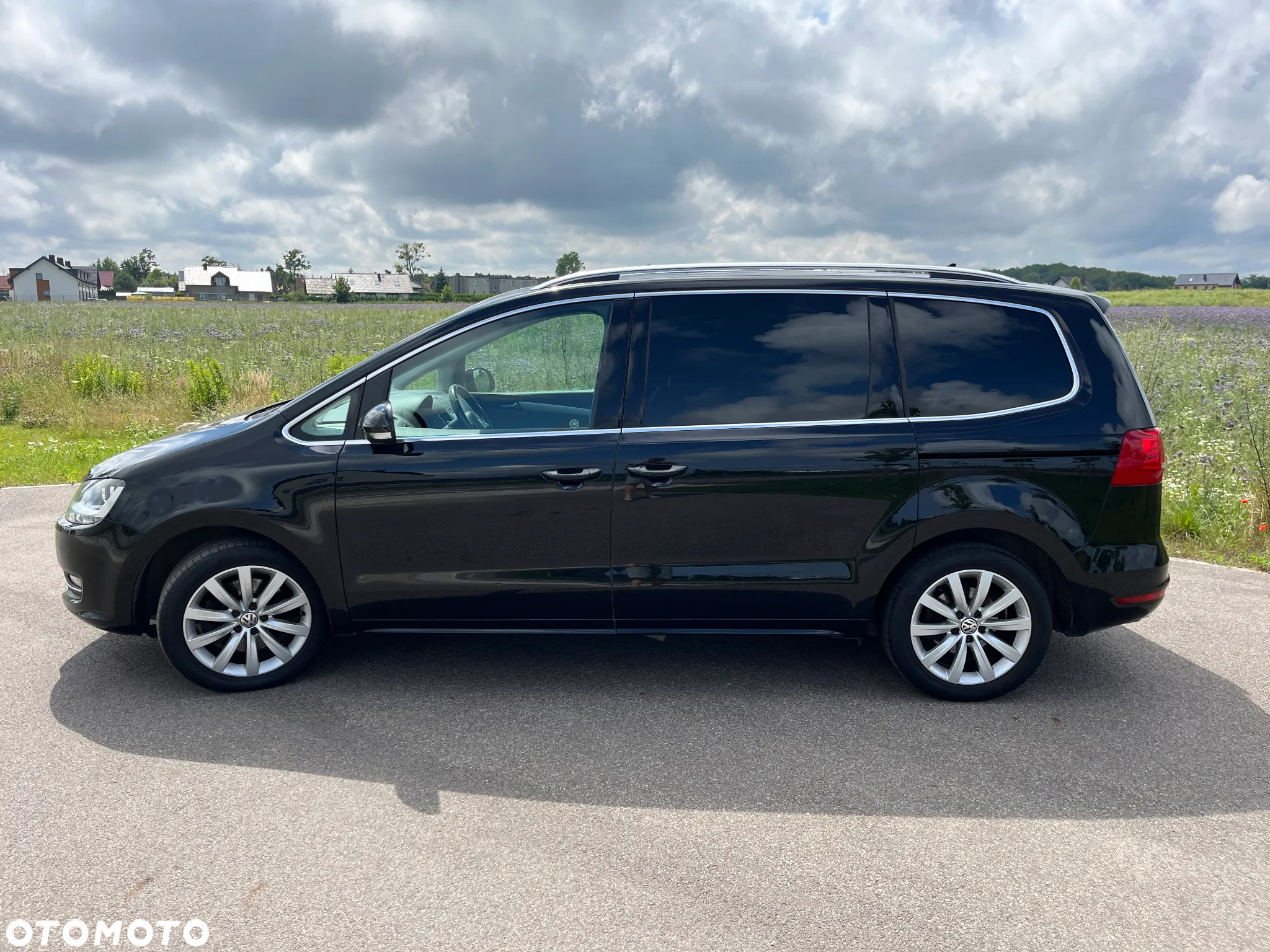 Volkswagen Sharan 2.0 TDI DSG Blue Motion Comfortline - 14