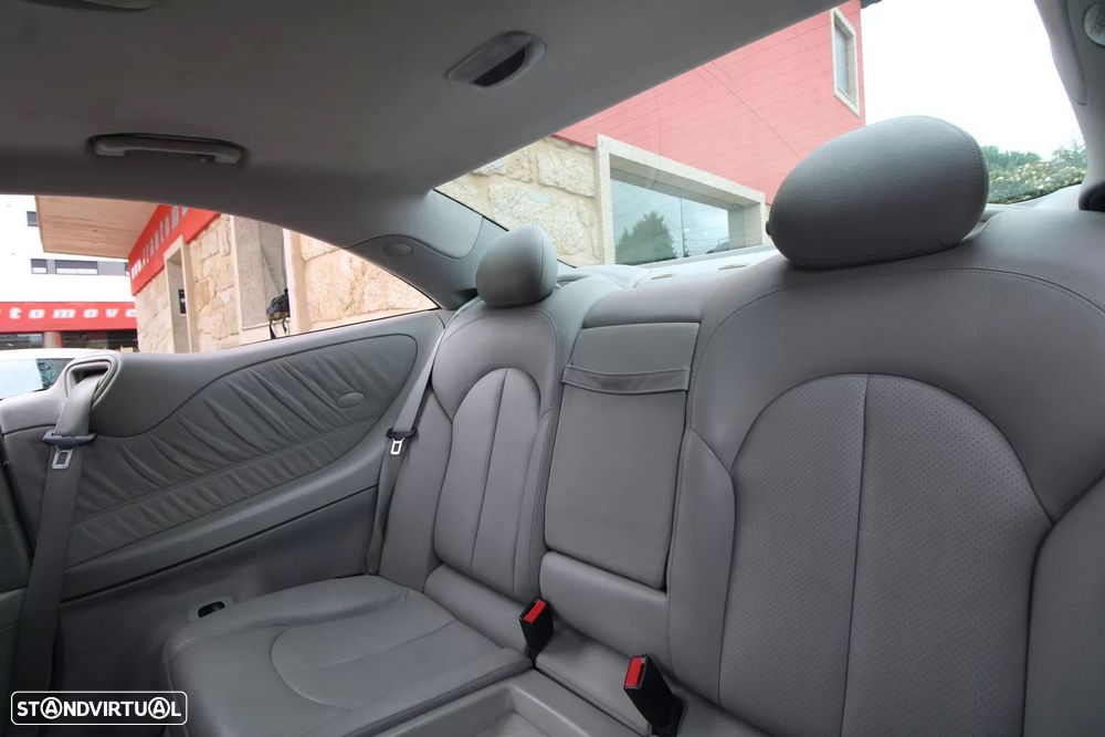 Mercedes-Benz CLK 240 - 19