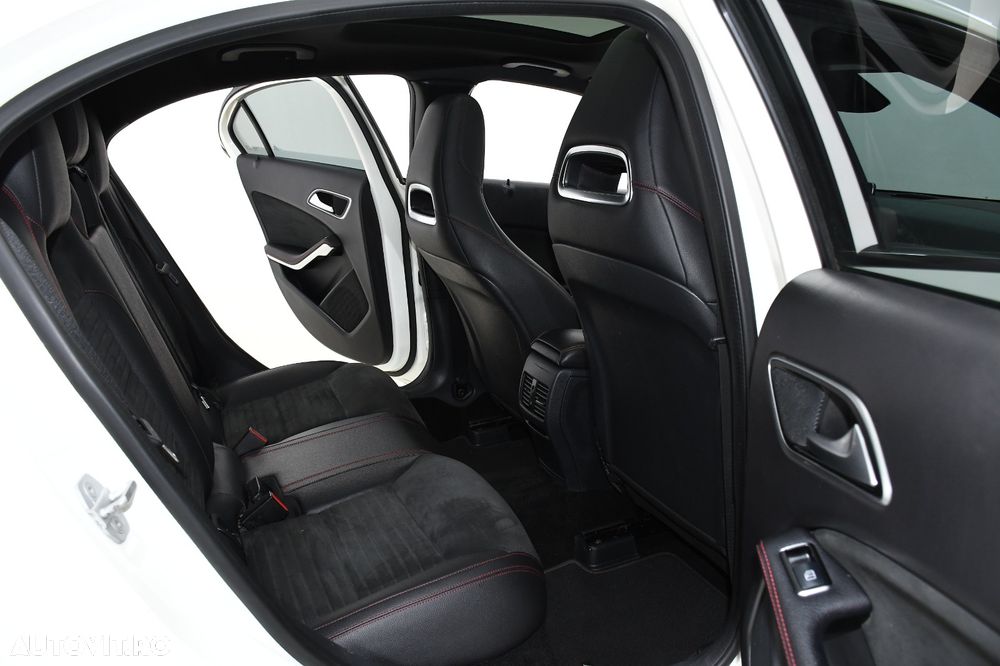 Mercedes-Benz A 200 - 15