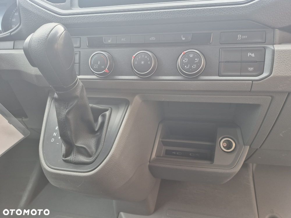 Volkswagen Crafter 2,0 140KM automat - 17