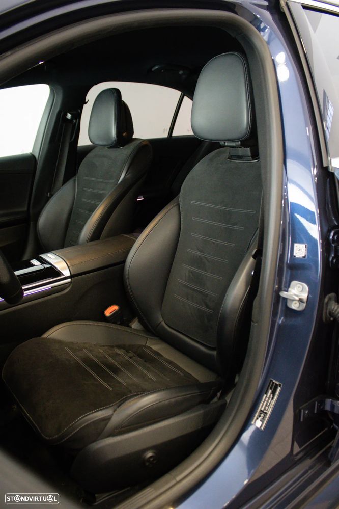 Mercedes-Benz C 300 e T 9G-TRONIC AMG Line - 23