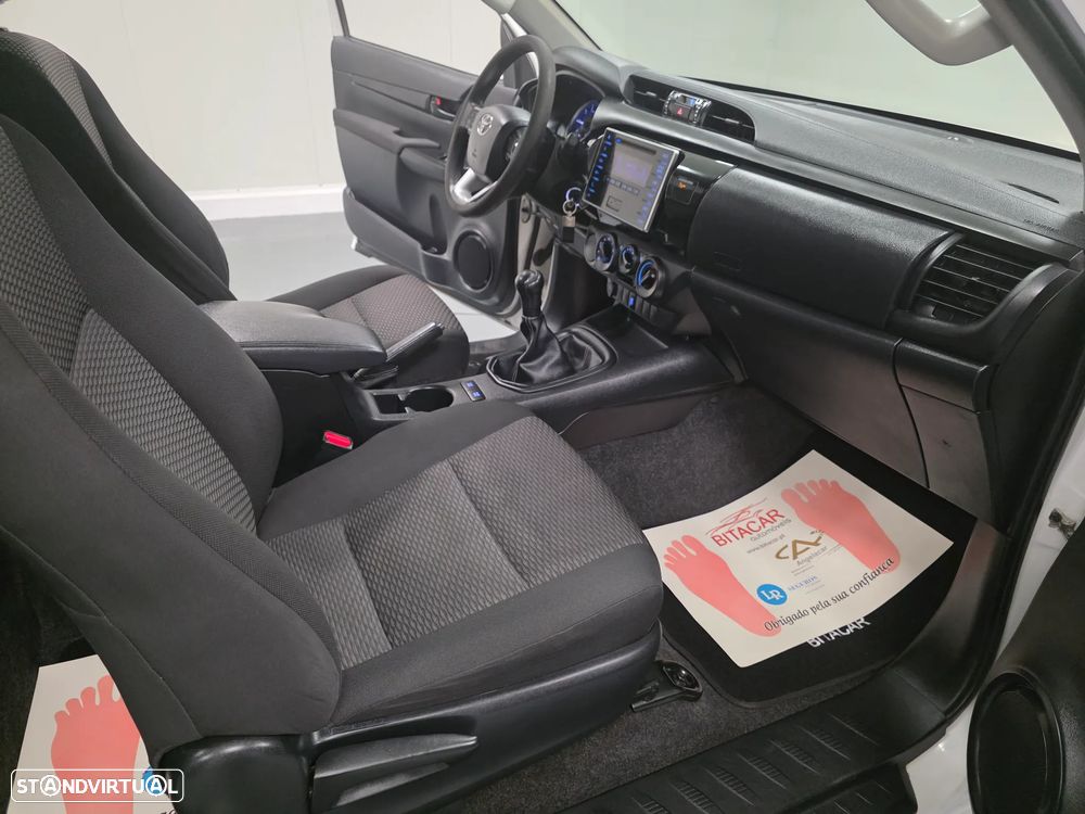 Toyota HILUX  2.4 D-4D 2WD CD - 42