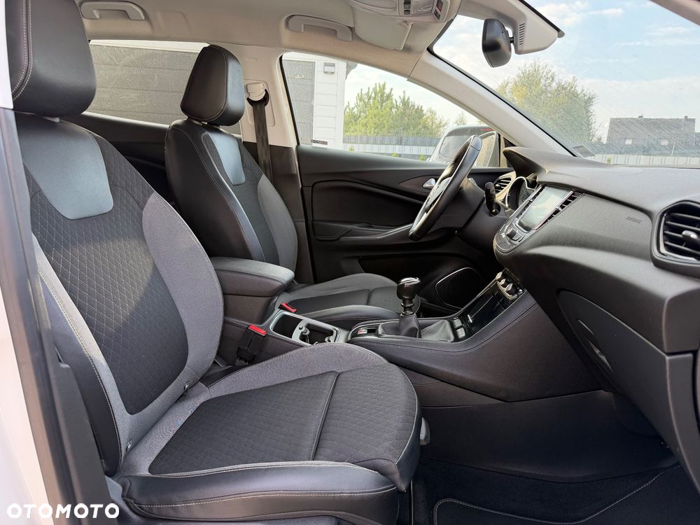 Opel Grandland X 1.6 D Start/Stop INNOVATION - 16
