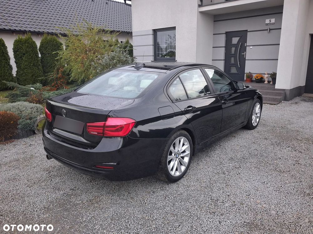 BMW Seria 3 320d Sport Line Shadow - 7