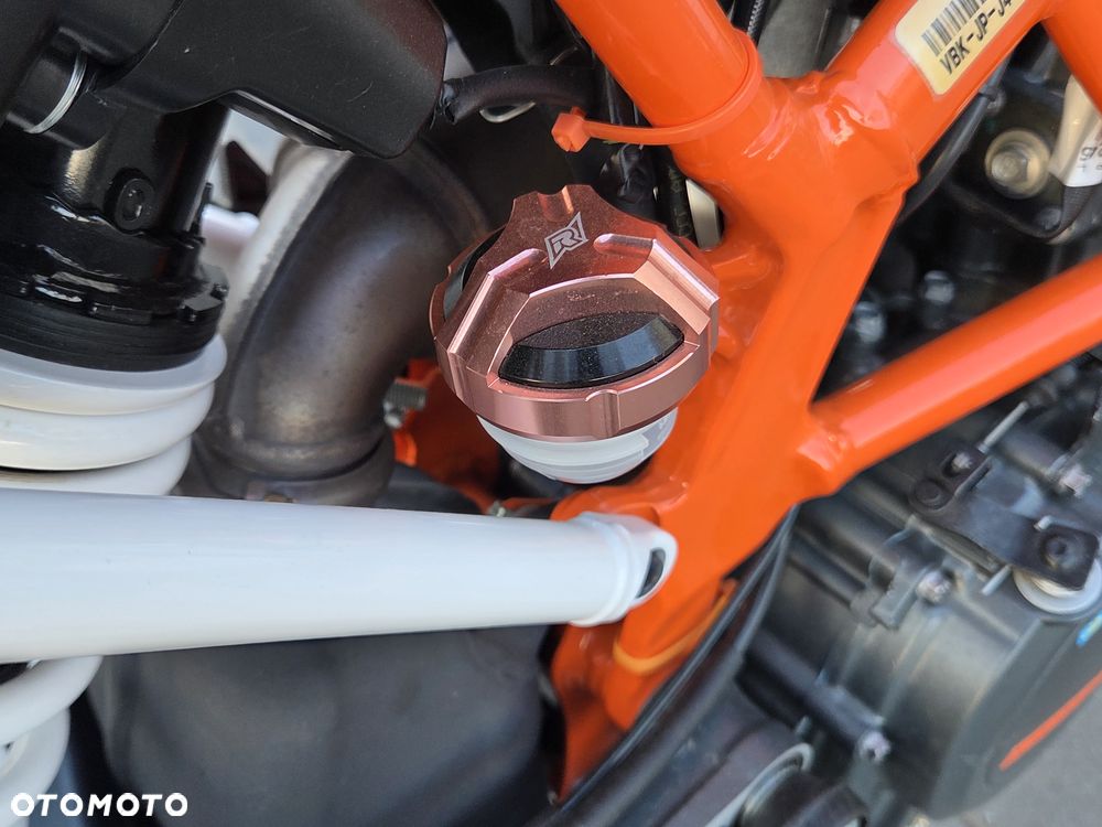 KTM Duke - 19