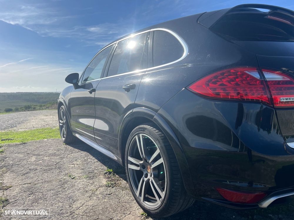 Porsche Cayenne II S - 12